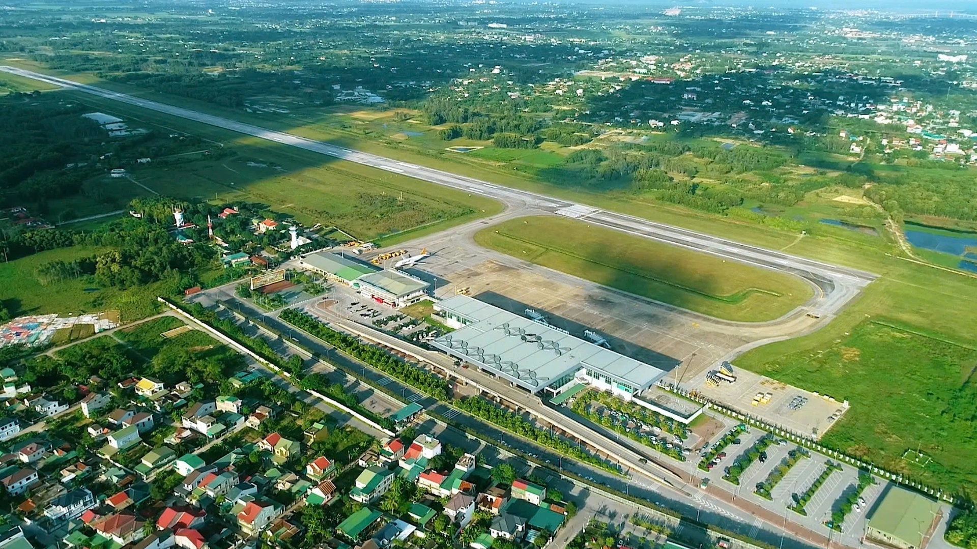 JetVina: Tăng Cường Kết Nối Hàng Không Tư Nhân Đến Việt Nam Với Chính Sách E-Visa Mới