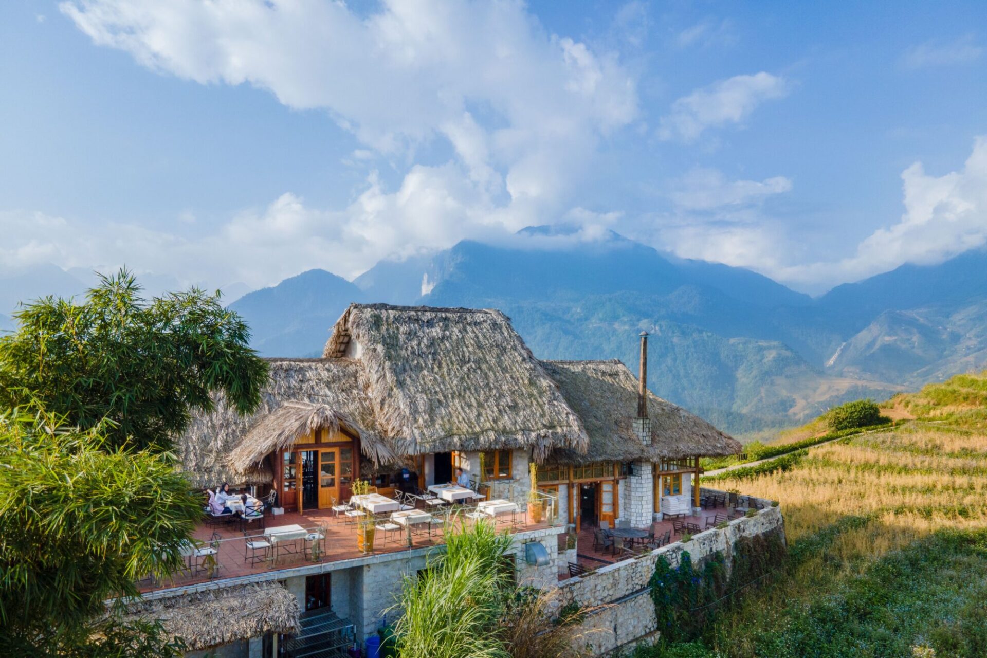 Topas Ecolodge: Conquering the Natural Masterpiece of Sapa from the Sky with JetVina