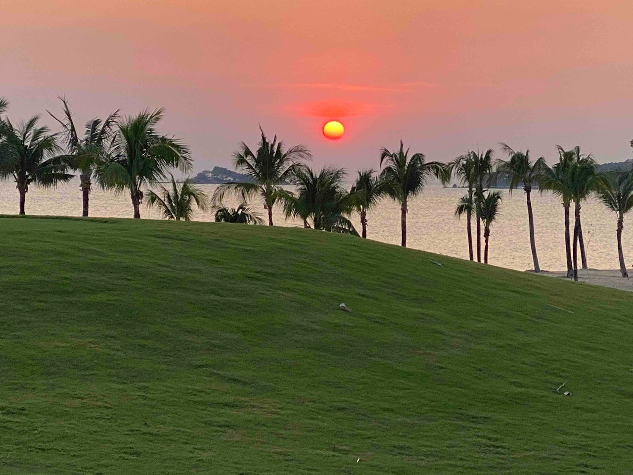 Sân Golf Eschuri Vũng Bầu Phú Quốc thách thức golf thủ
